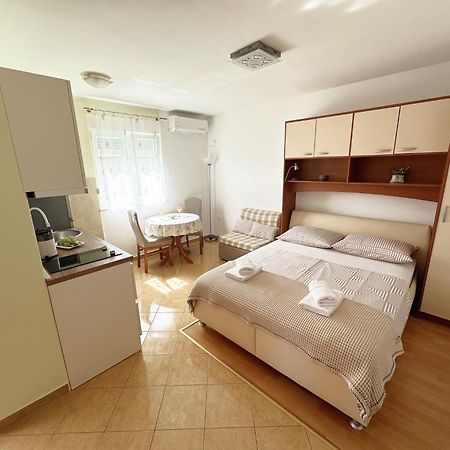 וודיצה Apartments Villa Miranda מראה חיצוני תמונה