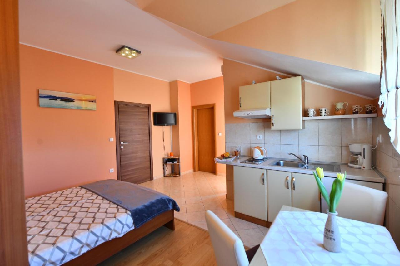 וודיצה Apartments Villa Miranda מראה חיצוני תמונה